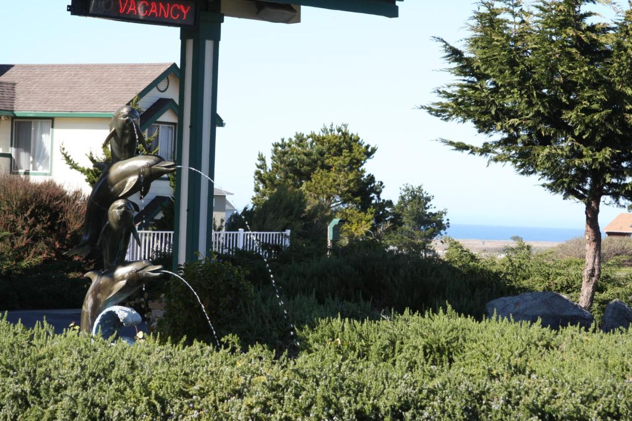 Emerald Dolphin Inn & Mini Golf Fort Bragg Exterior foto